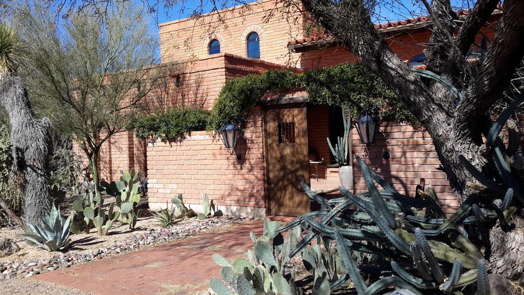 Desert Trails Bed & Breakfast Bed and Breakfast Tanque Verde Exterior foto