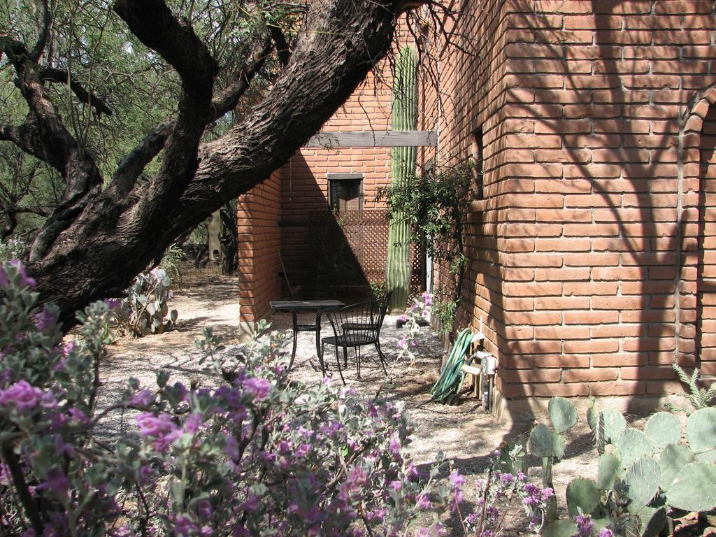 Desert Trails Bed & Breakfast Tanque Verde Habitación foto